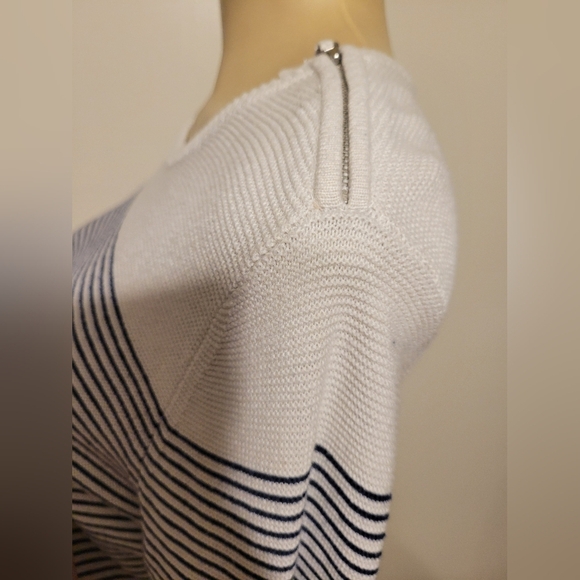 TALBOT Black And White Sweater Small Demure Classic - Picture 2 of 6